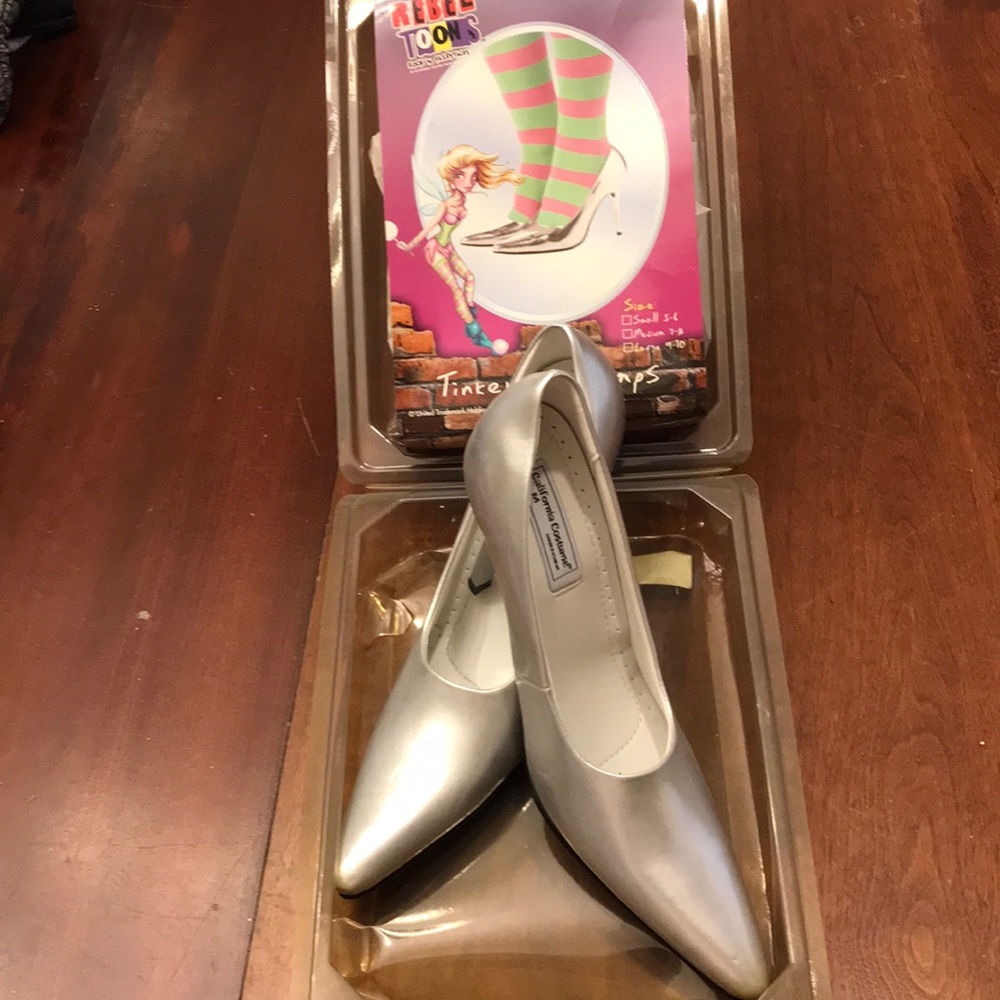 NEW REBEL TOONS Tinkerbell PUMPS